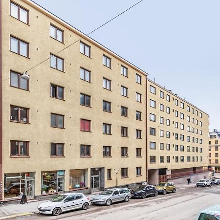 Wehost Modern Kitchen Studio With Bright Colours Lägenhet Helsingfors Exteriör bild